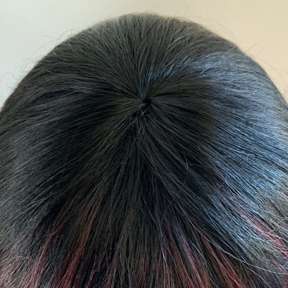 A Pretty 30” Ombre Burgundy Wig with Bangs - Picture 3 of 11